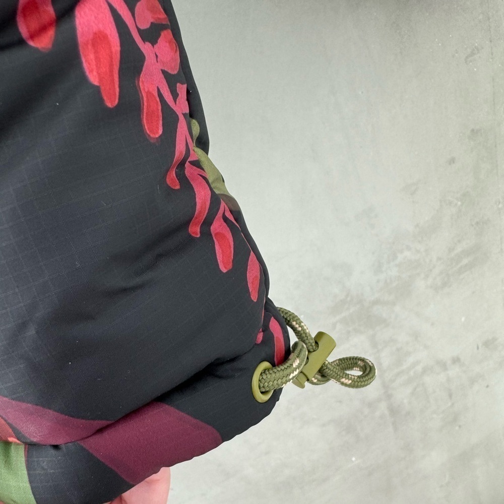 FARM RIO Tropical Rauti Puffer Jacket - Picture 14 of 16